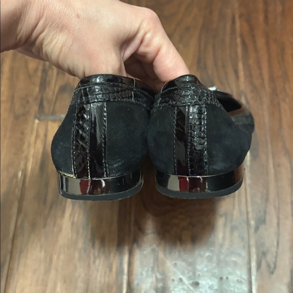 Tory Burch Black Suede Logo Flats SZ 9.5 - Picture 4 of 10